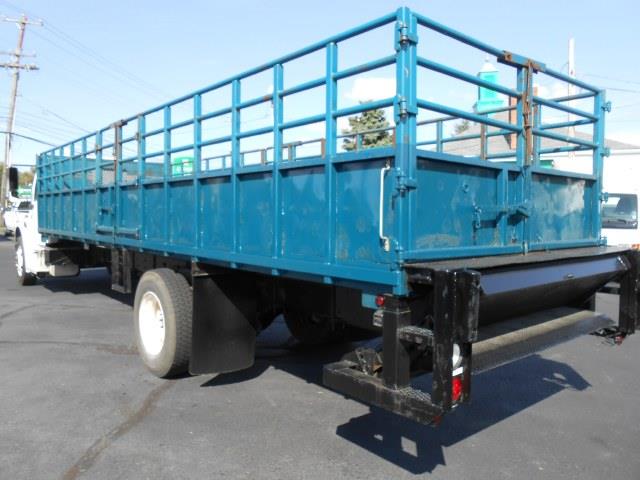 Freightliner M2 106 Business Class 2006 photo 4