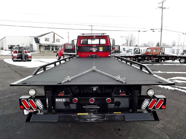 Freightliner M2 Day Cab 2014 photo 3