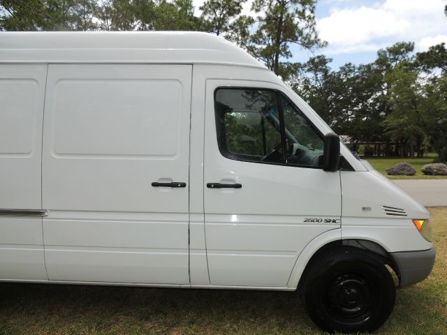 Freightliner Sprinter 2500 2004 photo 17