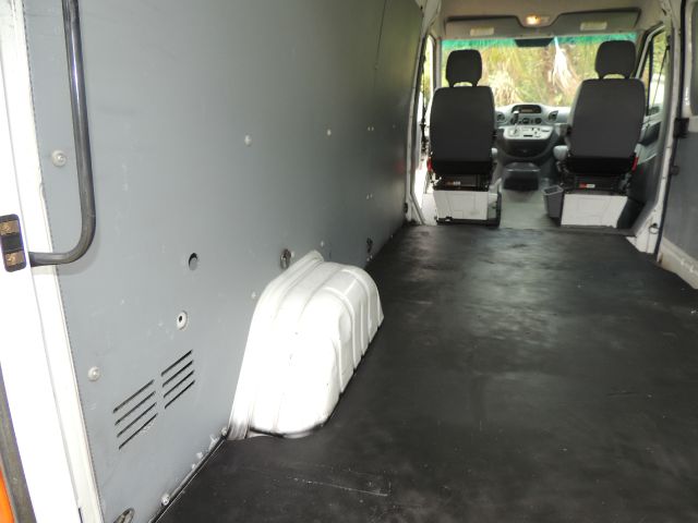 Freightliner Sprinter 2500 2004 photo 2