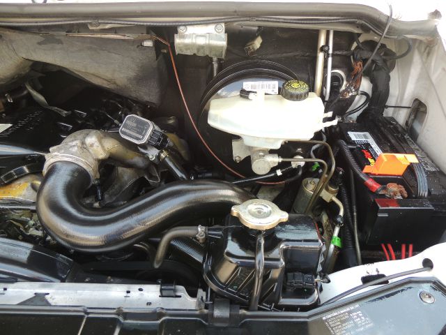 Freightliner Sprinter 2500 2004 photo 24