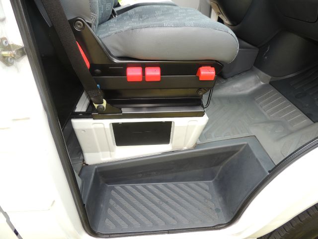 Freightliner Sprinter 2500 2004 photo 34