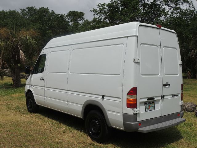 Freightliner Sprinter 2500 2004 photo 48