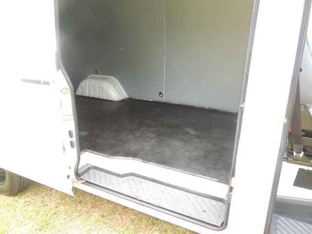 Freightliner Sprinter 2500 2004 photo 49