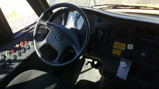 Freightliner Thomas C-2 SX W/ 6 Month/6,0000 Warranty Bus