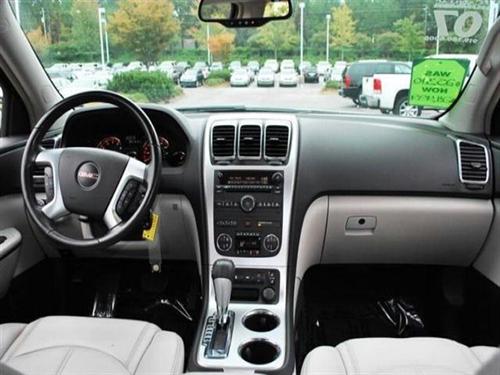 GMC Acadia 2007 photo 2