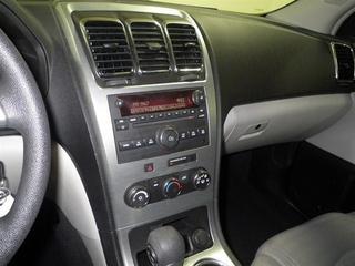 GMC Acadia 2007 photo 2