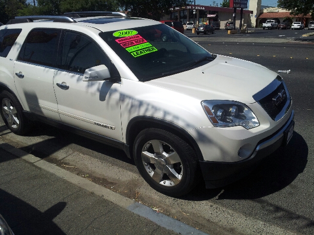 GMC Acadia 3500 SLT Laramie SUV