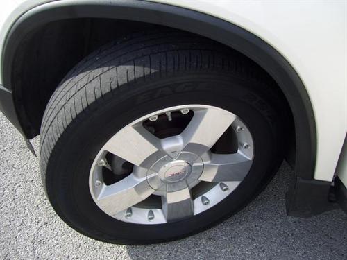 GMC Acadia 2007 photo 2