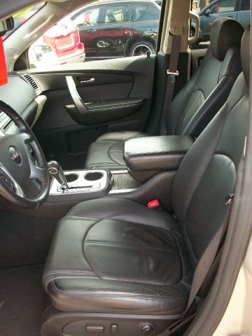 GMC Acadia 2007 photo 1
