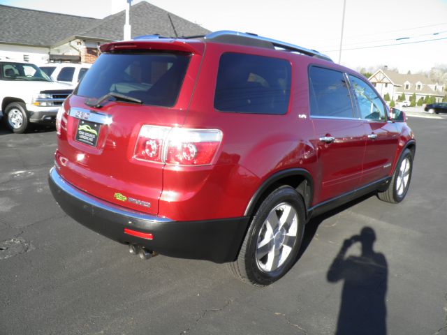 GMC Acadia 2007 photo 2