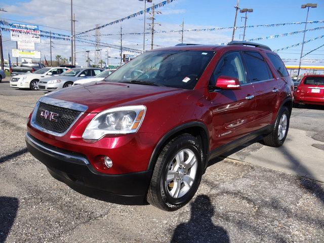 GMC Acadia 2007 photo 2