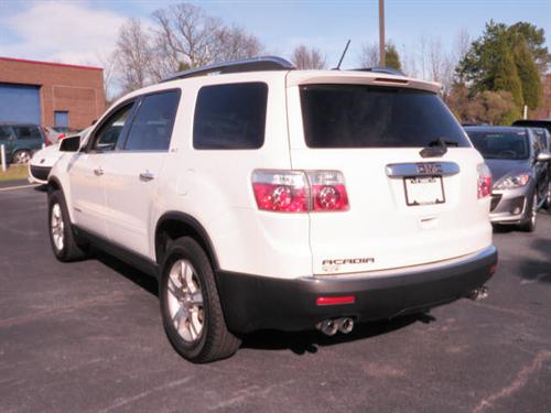 GMC Acadia 2007 photo 1