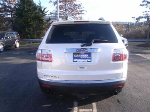 GMC Acadia 2007 photo 2