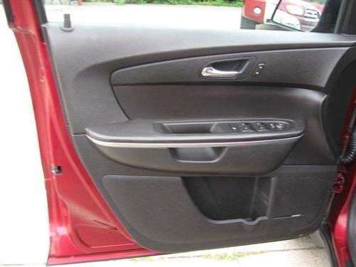 GMC Acadia 2007 photo 2