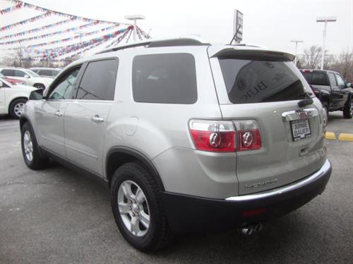 GMC Acadia 2007 photo 2