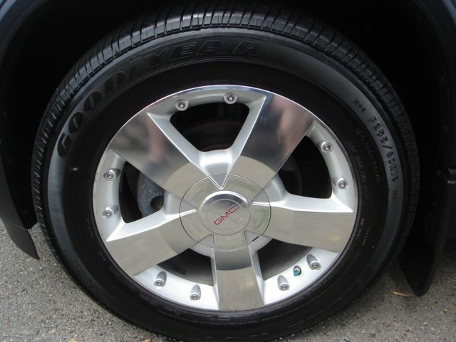 GMC Acadia 2007 photo 1