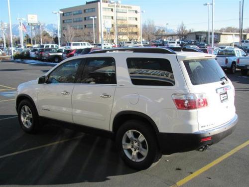 GMC Acadia 2007 photo 2
