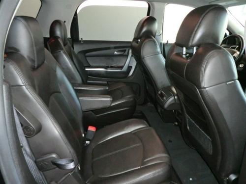 GMC Acadia 2007 photo 2