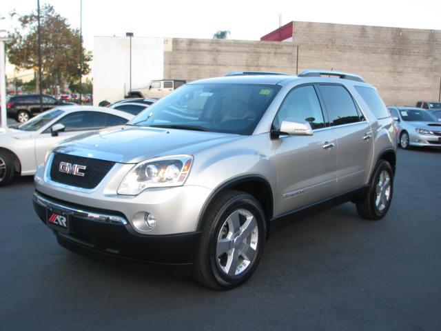 GMC Acadia 2007 photo 1