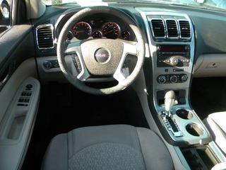 GMC Acadia 2007 photo 1