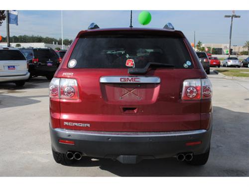 GMC Acadia 2007 photo 2