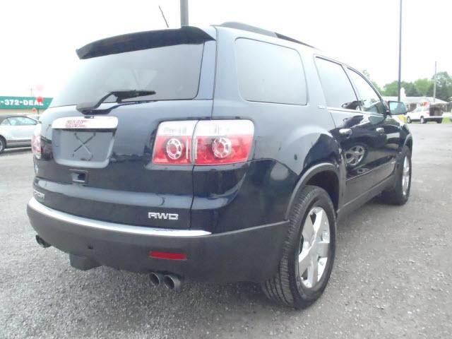 GMC Acadia 2007 photo 2