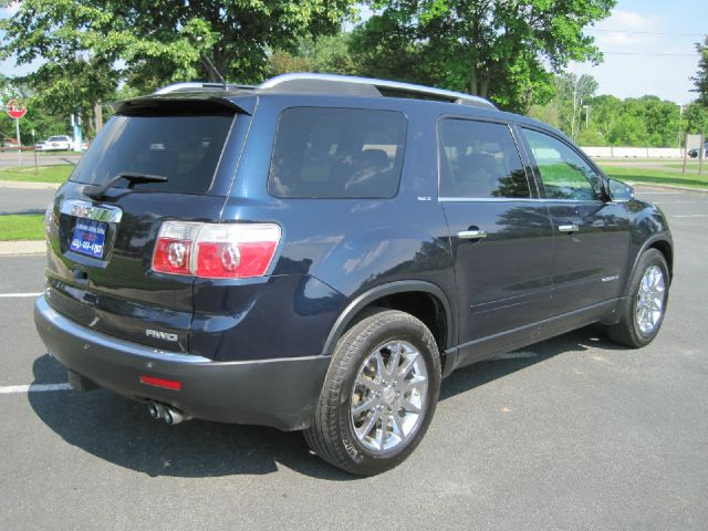 GMC Acadia 2007 photo 2