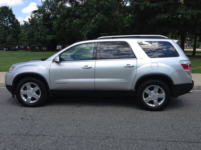 GMC Acadia 2007 photo 1