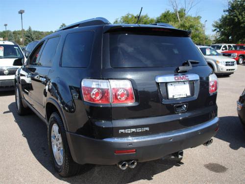GMC Acadia 2008 photo 2