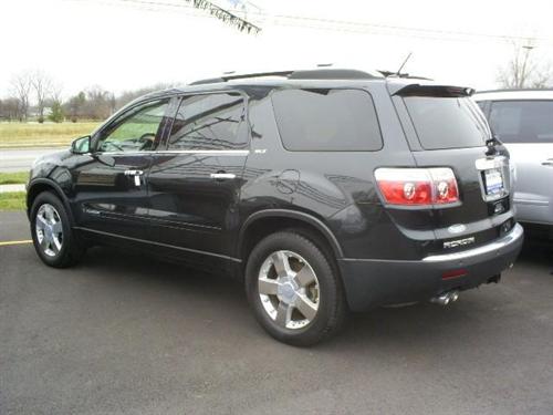 GMC Acadia 2008 photo 2