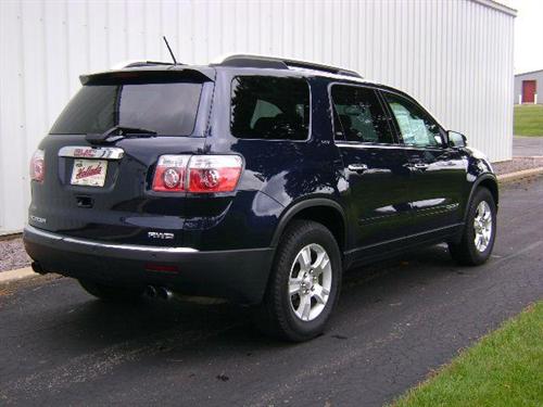 GMC Acadia 2008 photo 2
