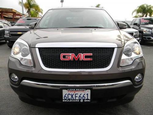GMC Acadia 2008 photo 2
