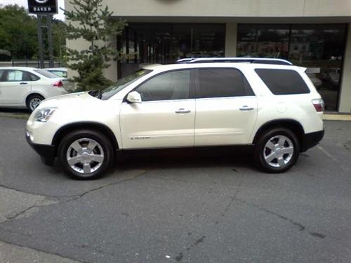 GMC Acadia 2008 photo 2