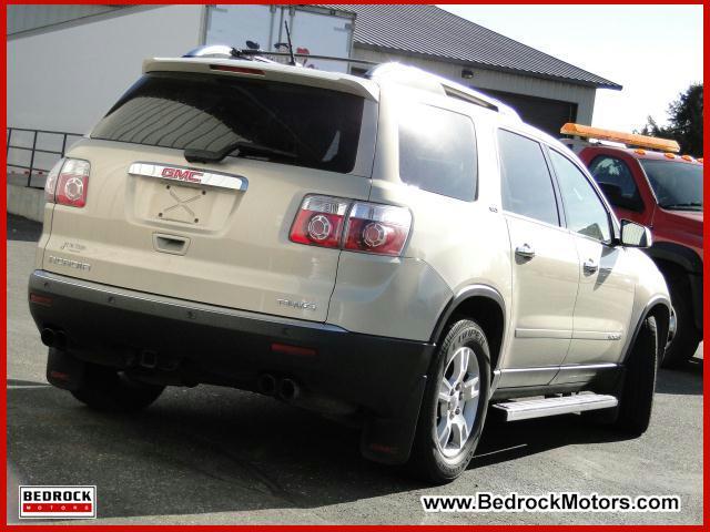 GMC Acadia 2008 photo 2