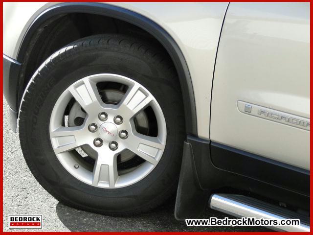 GMC Acadia 2008 photo 3
