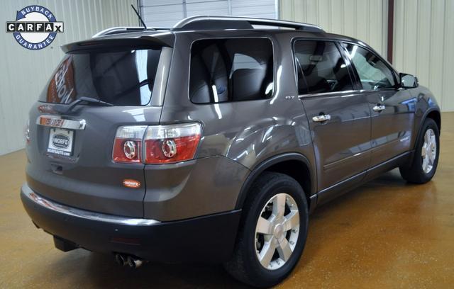 GMC Acadia 2008 photo 2