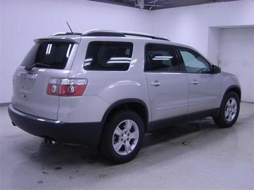 GMC Acadia 2008 photo 2