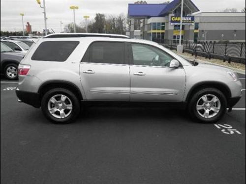 GMC Acadia 2008 photo 1