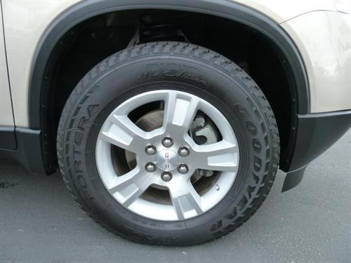 GMC Acadia 2008 photo 2