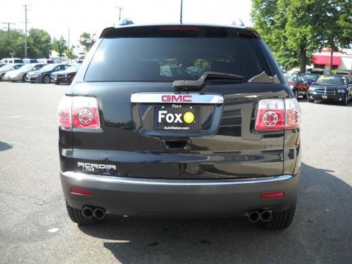 GMC Acadia 2008 photo 2
