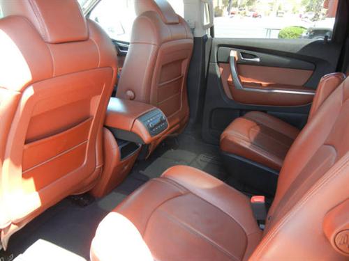 GMC Acadia 2008 photo 3