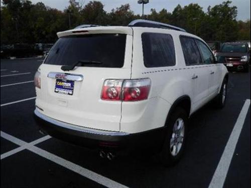 GMC Acadia 2008 photo 2