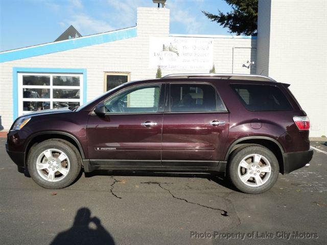 GMC Acadia 2008 photo 2