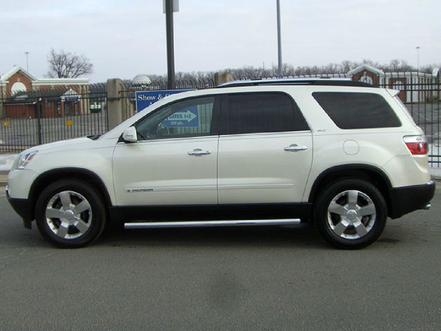 GMC Acadia 2008 photo 3
