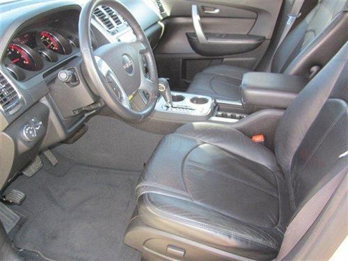 GMC Acadia 2008 photo 2
