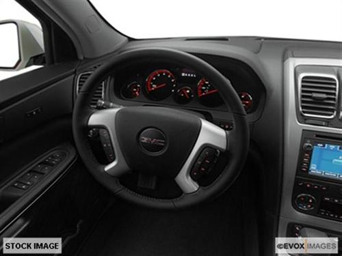 GMC Acadia 2008 photo 2