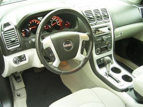 GMC Acadia 2008 photo 3