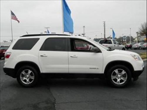 GMC Acadia 2008 photo 2