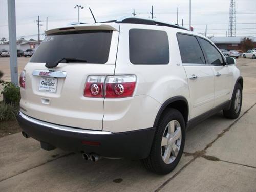GMC Acadia 2008 photo 2